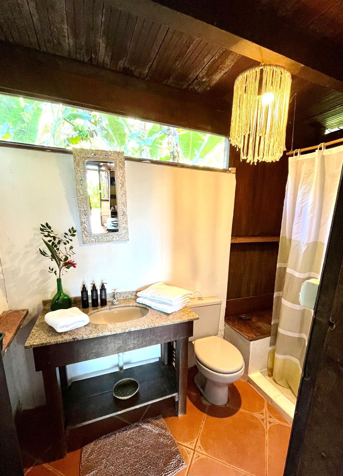 Jungle Lodge イーリャ・グランデ エクステリア 写真